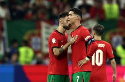 爱游戏APP-葡萄牙球队在比赛中表现出色，成功晋级