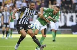 爱游戏体育-亚眠客场不敌尼斯，错失反超对手机会的简单介绍