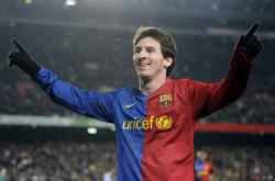 爱游戏-当公牛粉碎篮网，切特在F1赛道上的年度争冠接管