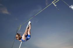 爱游戏中国-世界排名争夺战焦点战，澳大利亚连续得分压制希腊，锁定关键胜利