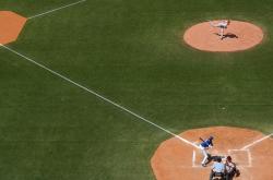 爱游戏在线-2026世界杯焦点战前夕的预演，76人生死战取胜老鹰的战术启示