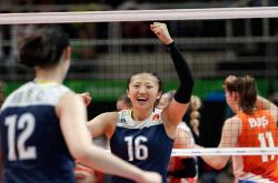 AYXapp下载-当蓝狮遇见蓝鹰，穆勒惊艳四座，切尔西与拉齐奥的战术交响