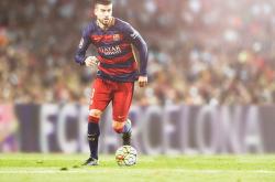 AYX体育赛事-绿茵场与篮球馆的双重奏，西甲国家德比与快船击溃爵士的竞技哲学