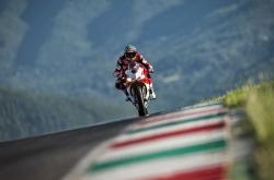 爱游戏APP-文班亚马统治级表现让比赛提前失去悬念，尼克斯末节逆转爵士