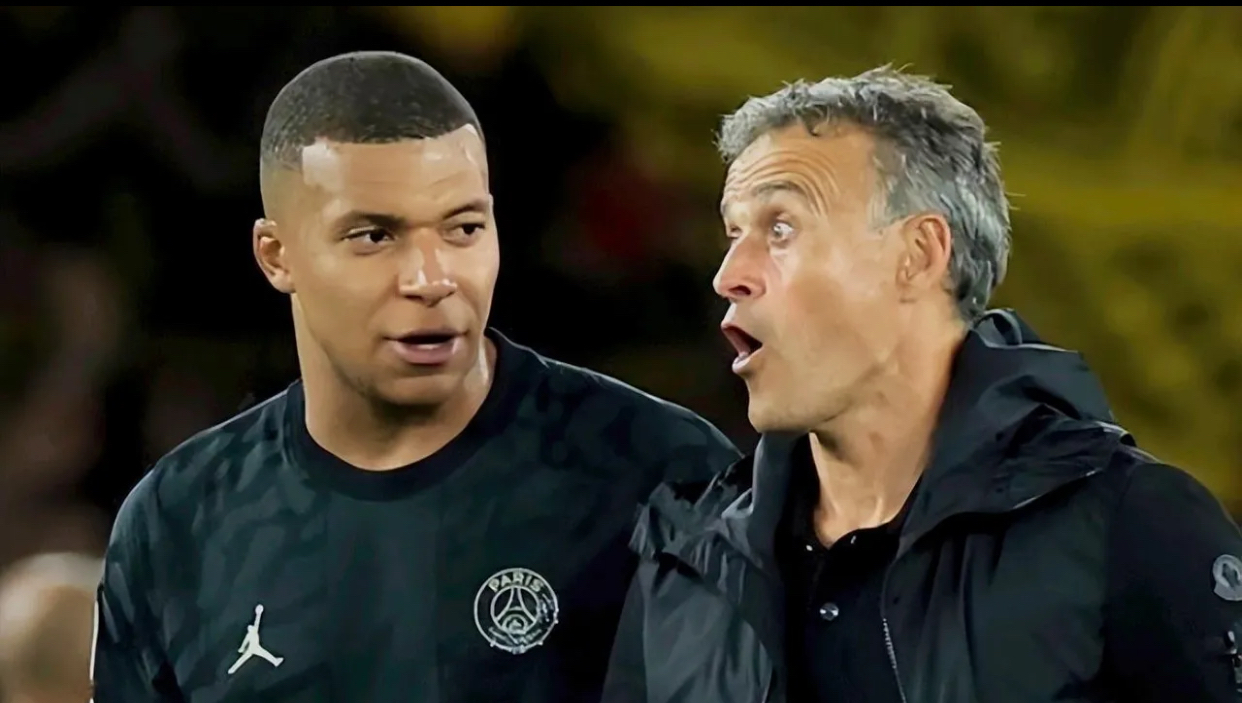 车路士前锋独中两元，助球队赢得关键胜利的简单介绍