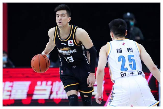 黑龙江队豪取四连胜，排名直追前茅