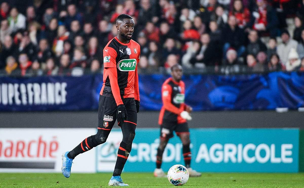 包含亚眠主场大胜南特，士气高涨的词条