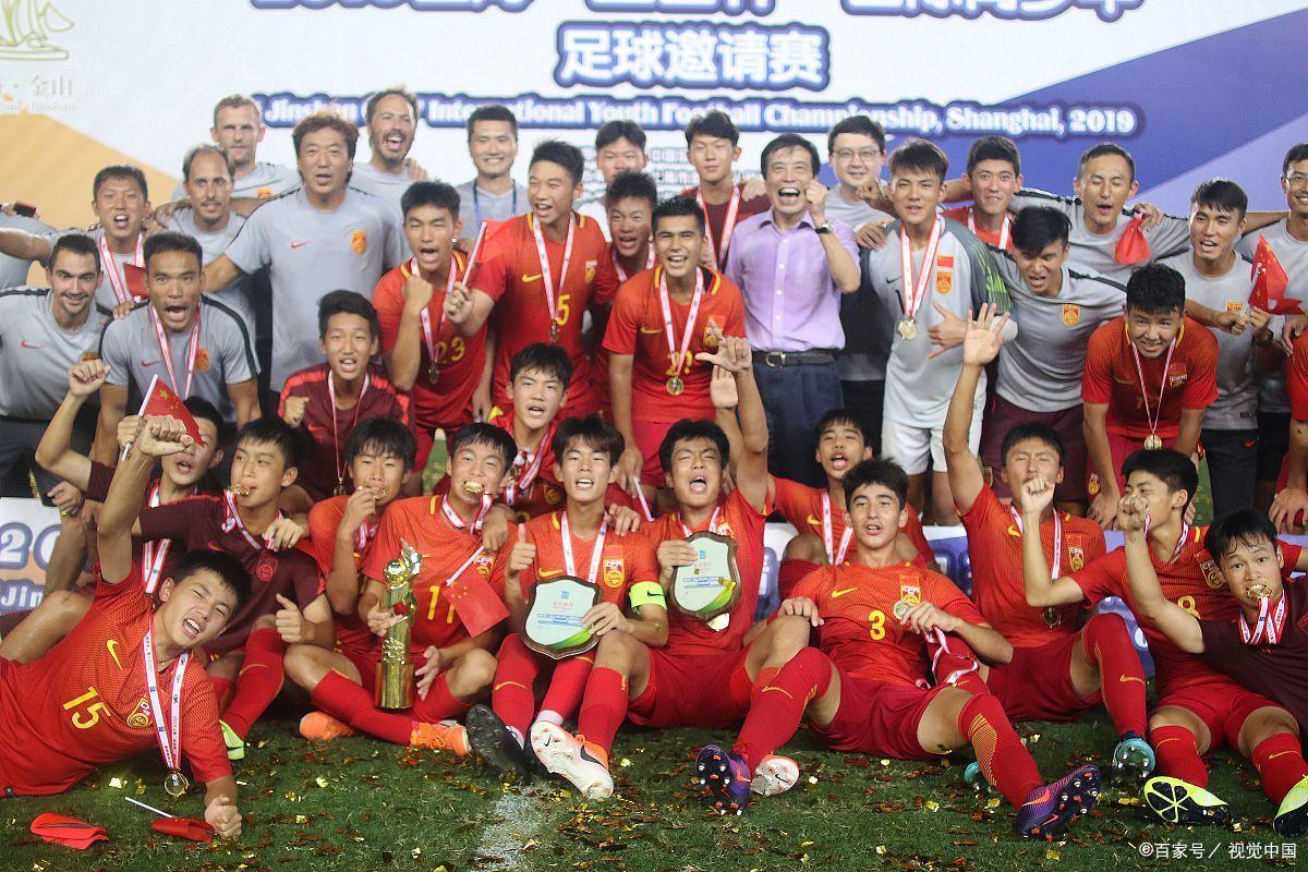 中国球队在国际比赛中发挥出色