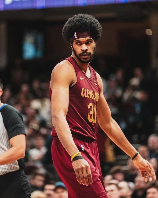 骑士主帅喊话球队，切尔西建ct防线实现突破！的简单介绍