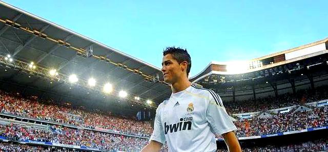 包含皇家马德里崭露头角，冲击前四成功的词条