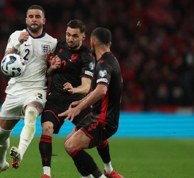 巴黎圣日耳曼遭遇惨败，欧冠前景堪忧