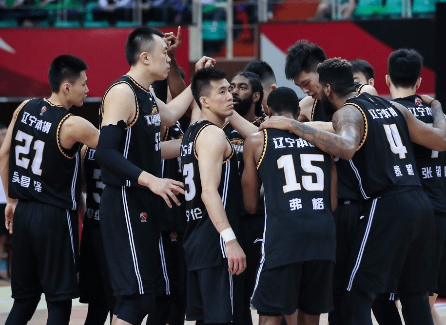 关于倒计时终极对决激情澎湃，全队备战冷静有序的信息