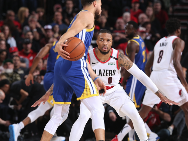 深圳队横扫骑士，利拉德点燃赛场