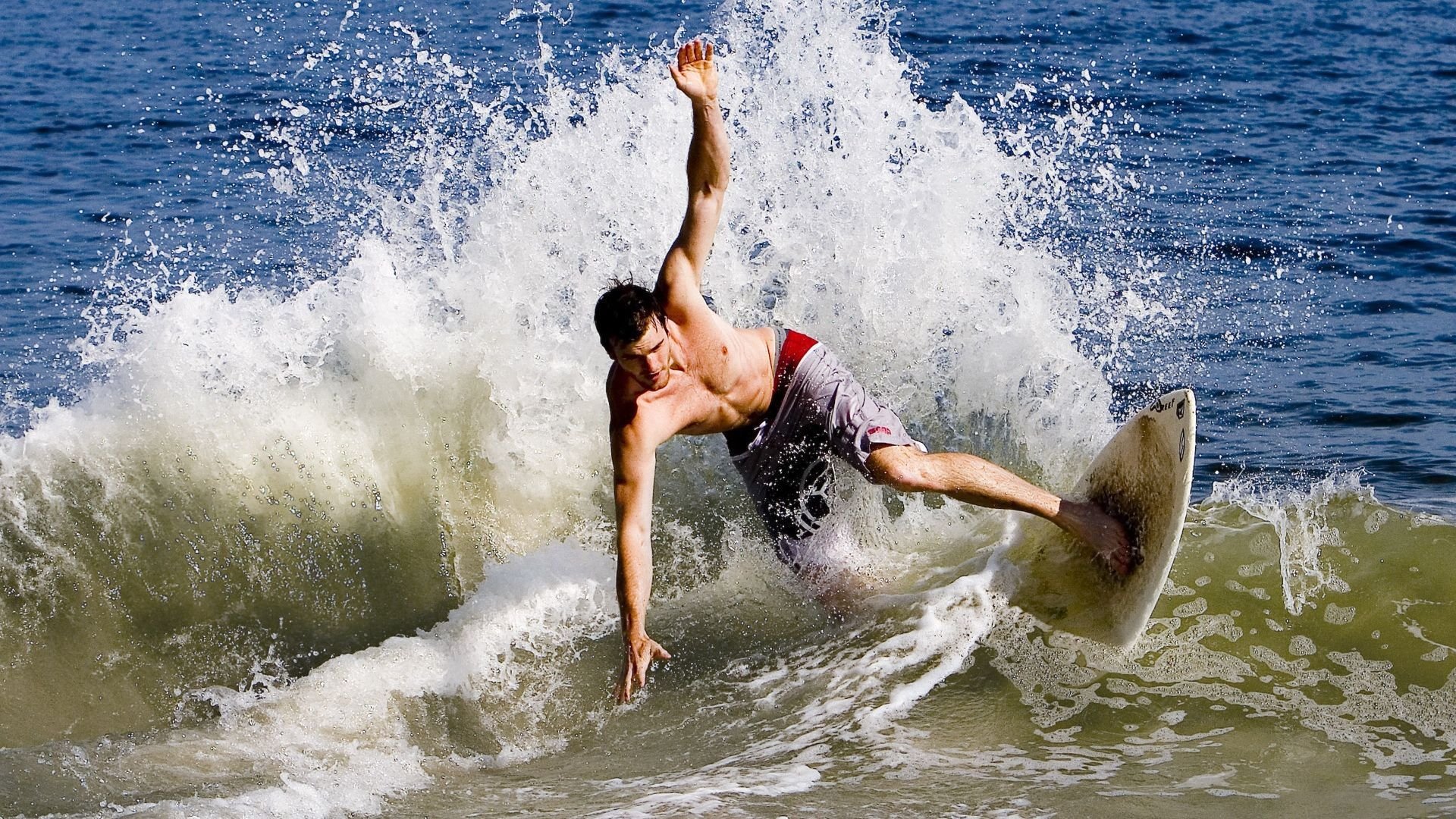 当枪手遇上雄狮,坎特教科书级表现,诠释现代中场真谛