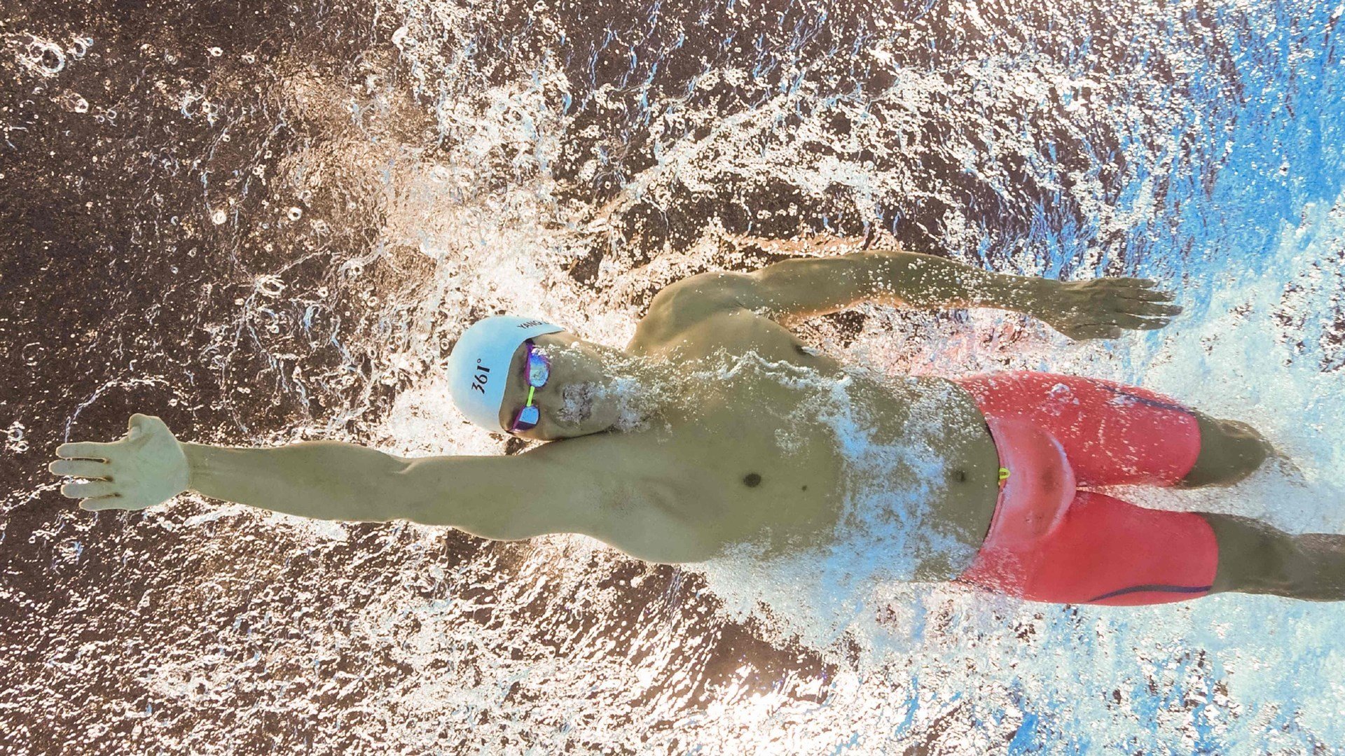 跨界制霸，从爵士到湖人，霍勒迪在意甲焦点战的接管艺术